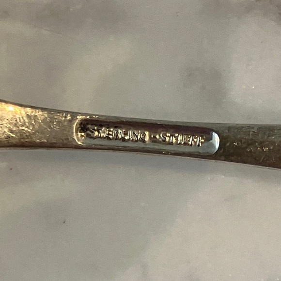 Vintage Stieff Rose Sterling Hot Cake Server 2.75 oz - Picture 7 of 10